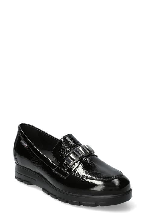 Carlyne Leather Loafer