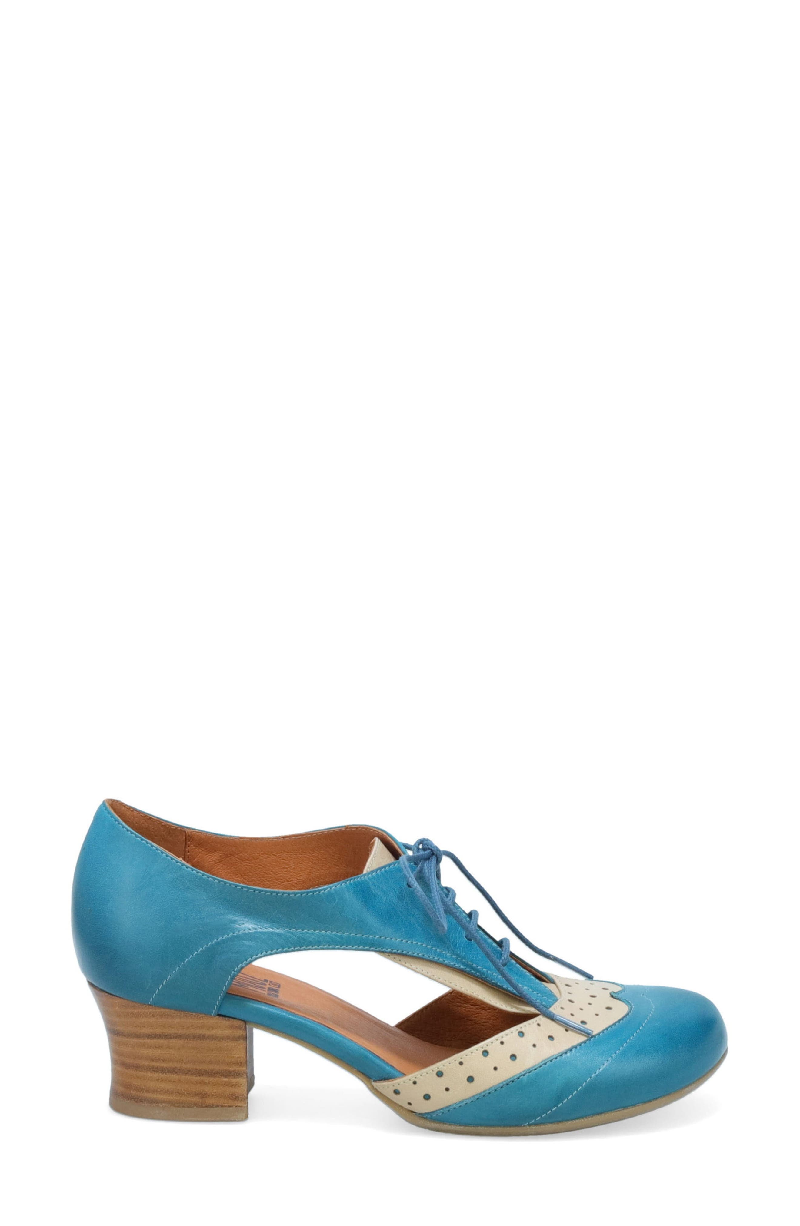 Fleur Cutout Pump, Alternate, color, MARINE/ CREAM