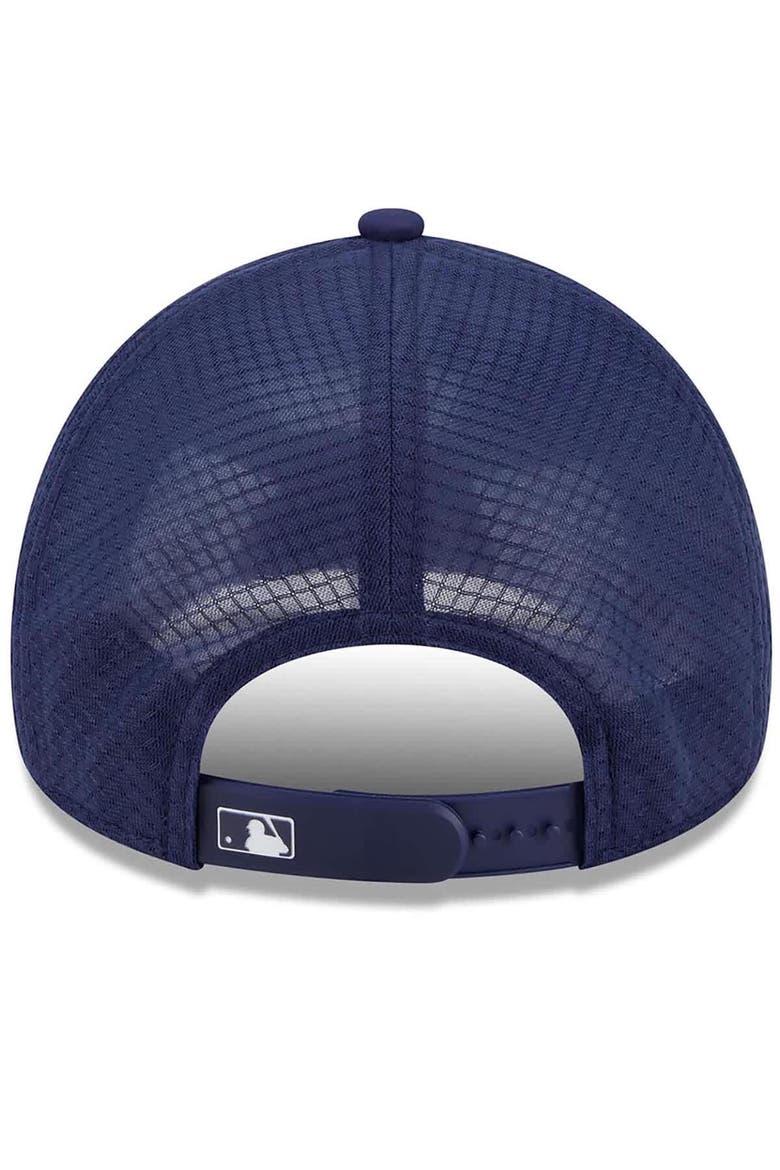 Men's New Era Navy Milwaukee Brewers 2026 Batting Practice Alternate Apex 9FORTY Adjustable Hat, Alternate, color, Navy