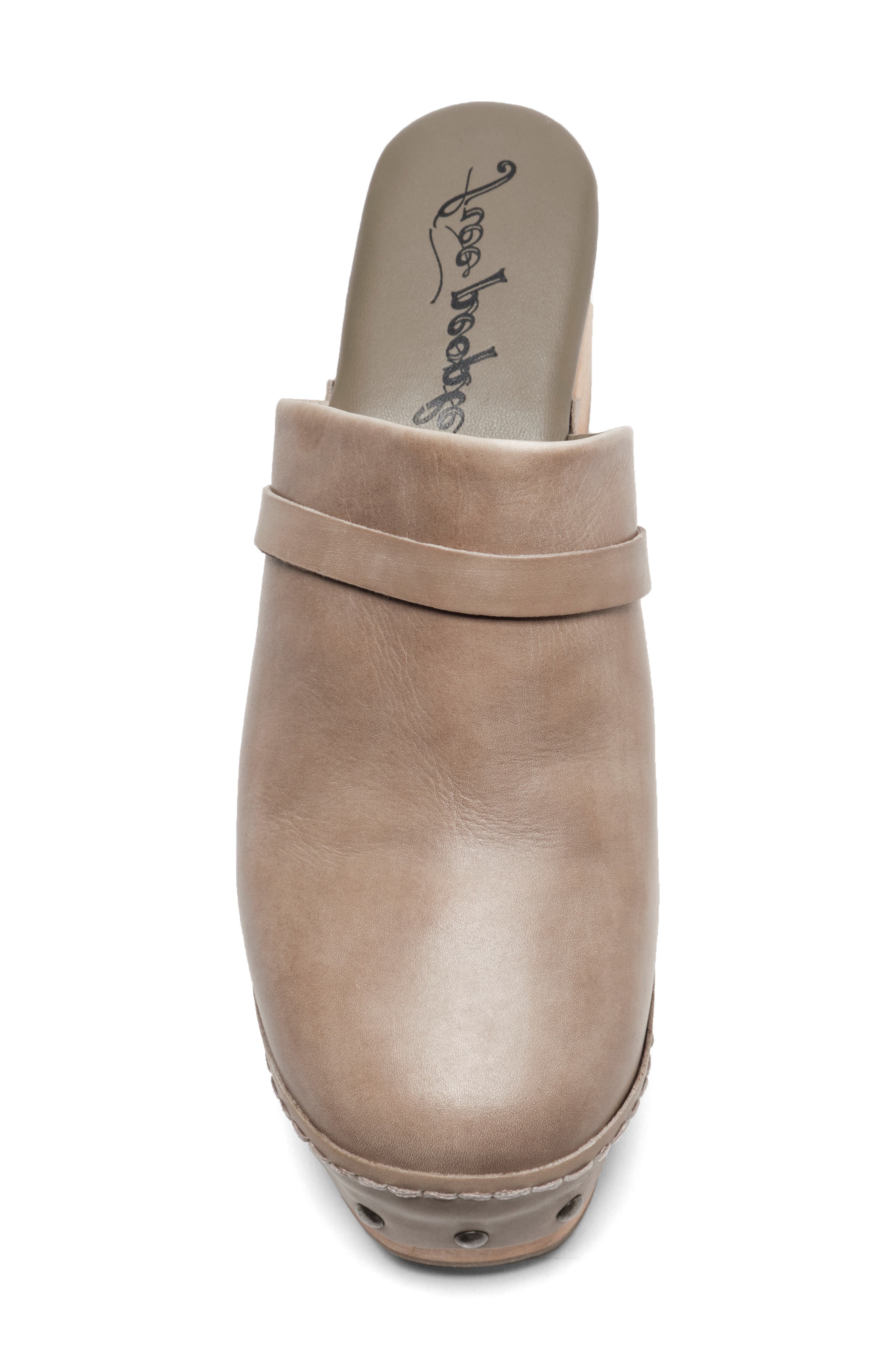 Calabasas Clog, Alternate, color, WASHED TAUPE