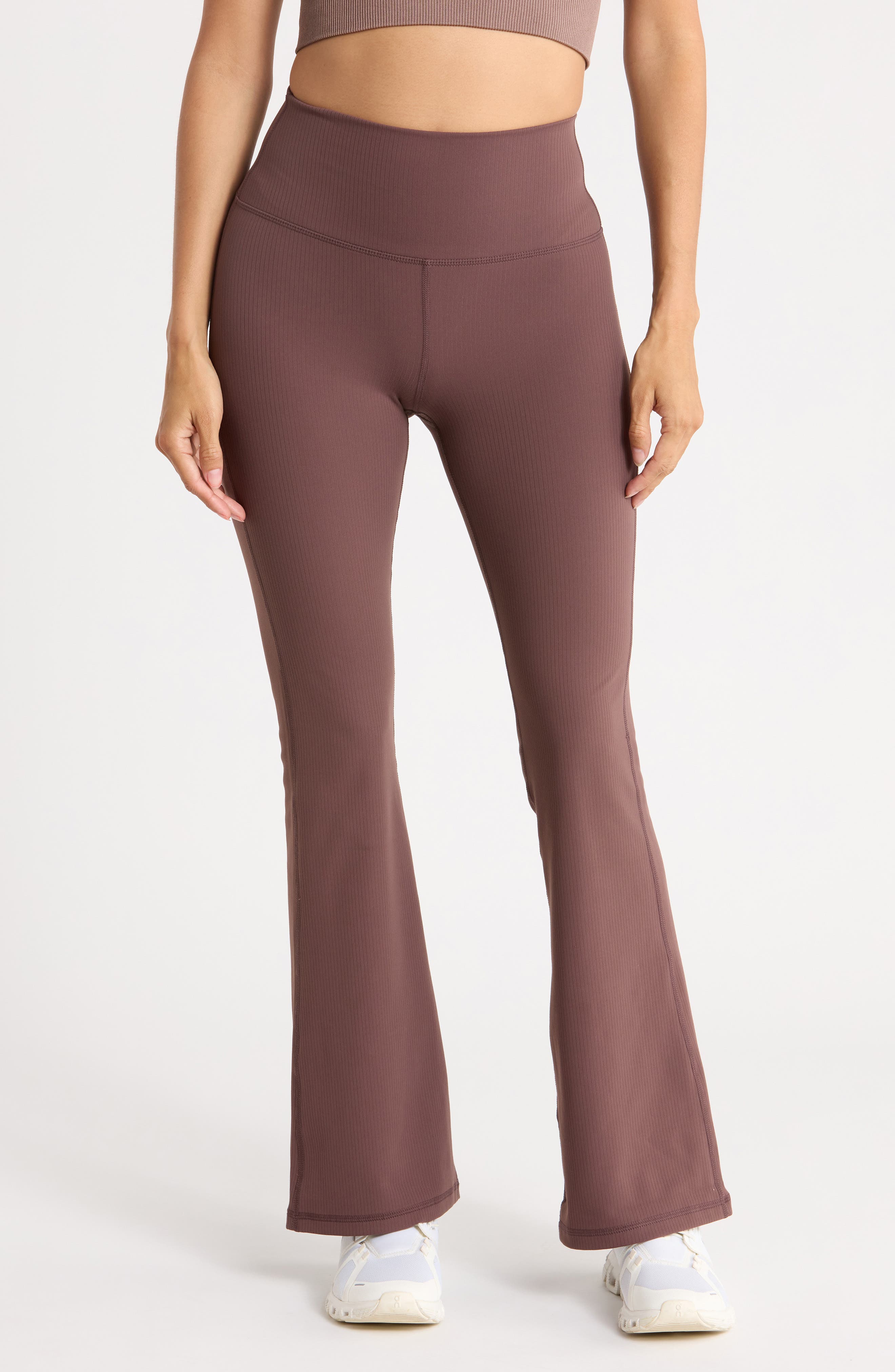 CLASSIC BROWN