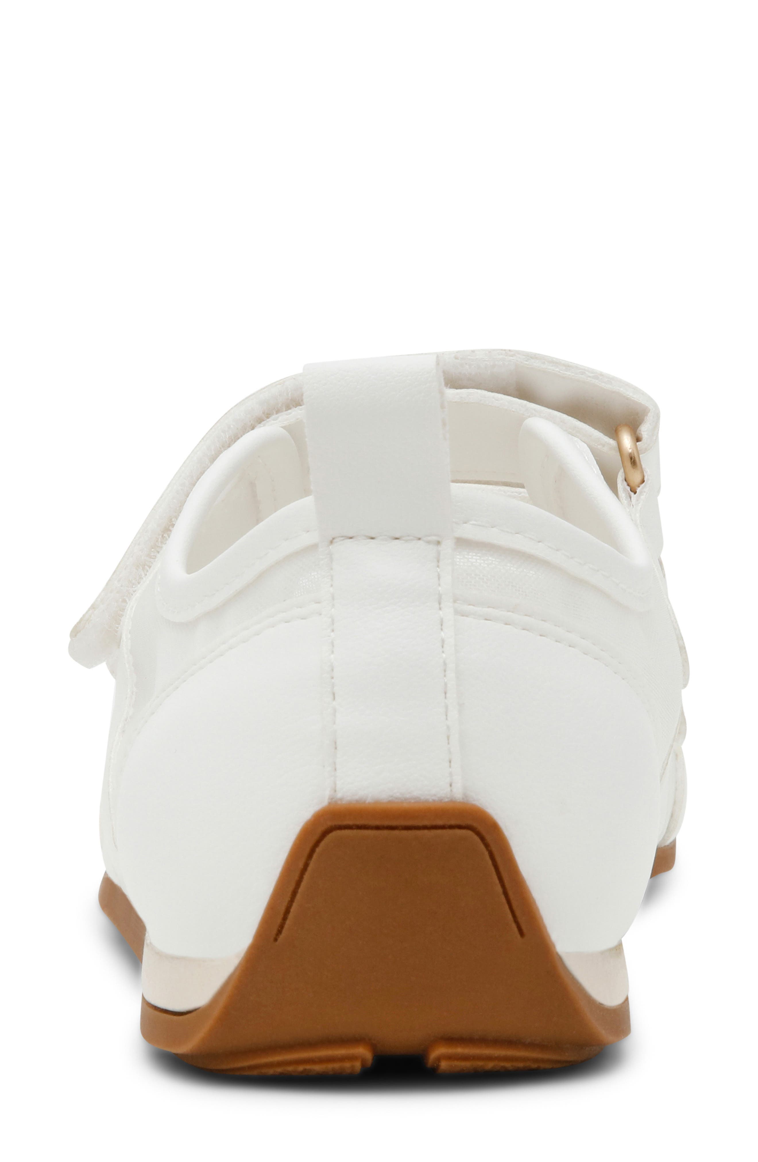 DV by Dolce Vita Fabion Sneaker, Alternate, color, 