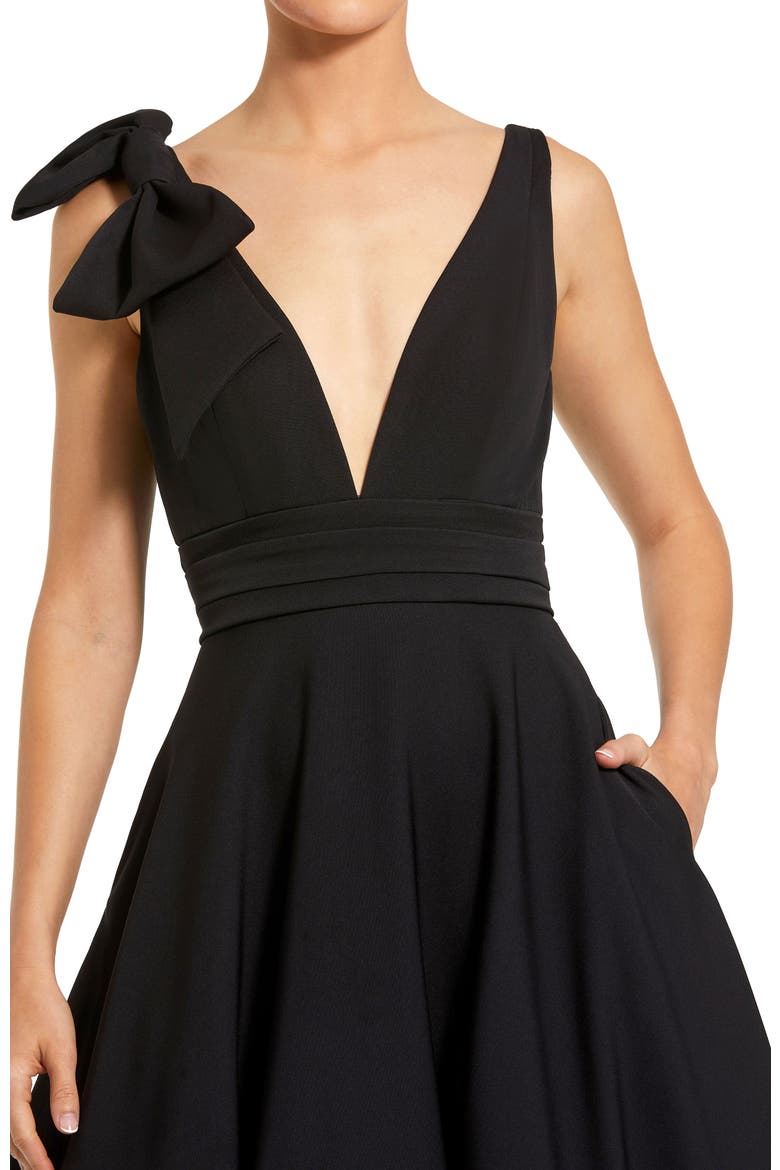 Women's Crepe Sleeveless Plunge Neck Ballgown With Bow, Alternate, color, Black