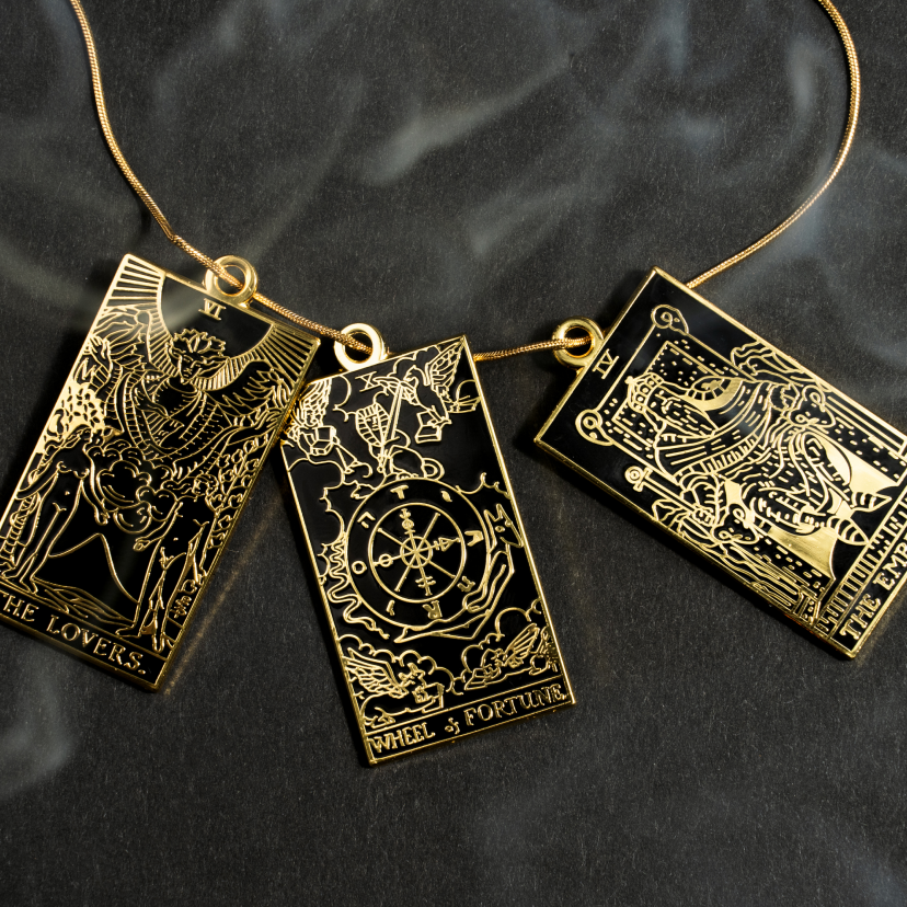 The Tarot Trio Candle Set - Thumbnail 2