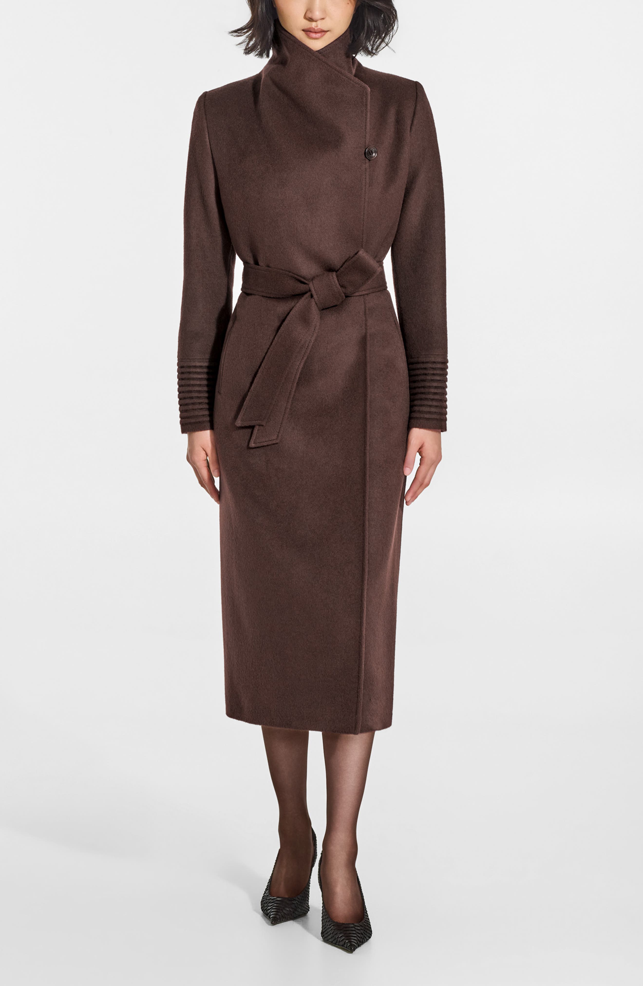 CHOCOLATE BROWN