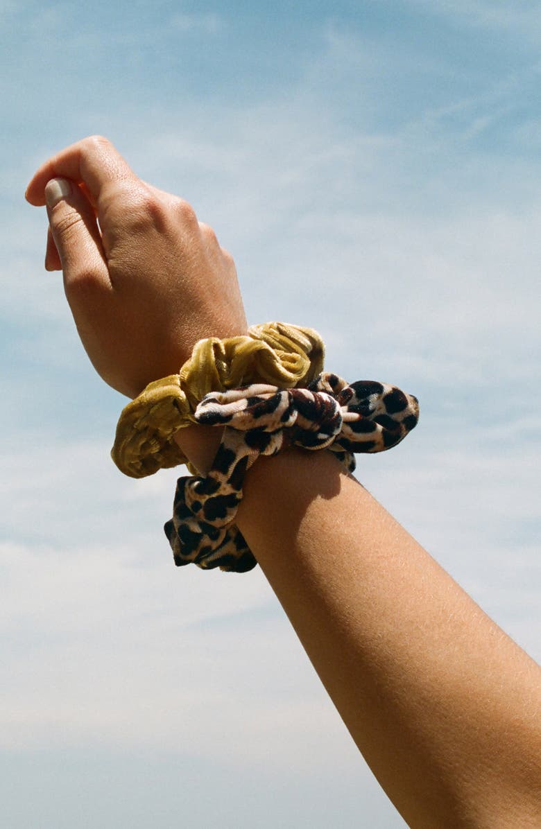 BP. x Claudia Sulewski 5-Pack Velvet Scrunchies, Alternate, color, 