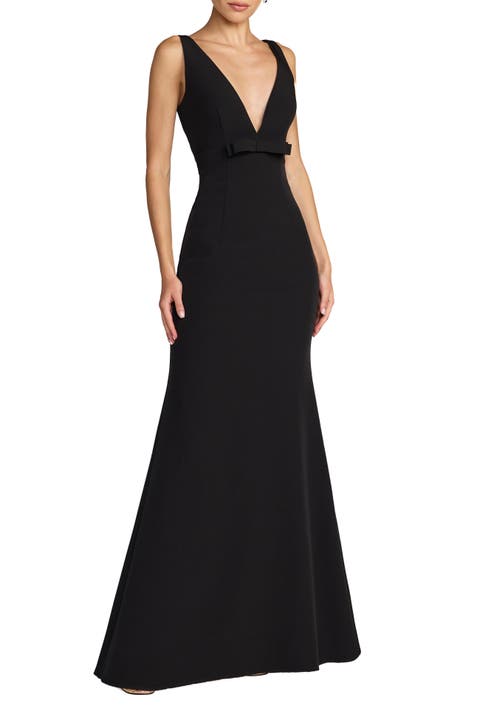 Crepe Sleeveless V Neck Sheath Gown With Bow