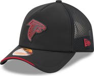 New Era Men's New Era Black Atlanta Falcons 2026 Sideline Apex 9FORTY Adjustable Trucker Hat