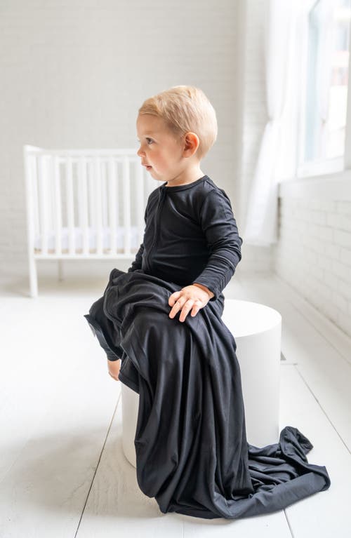 Laree + Co Allie Black Toddler Blanket In Black