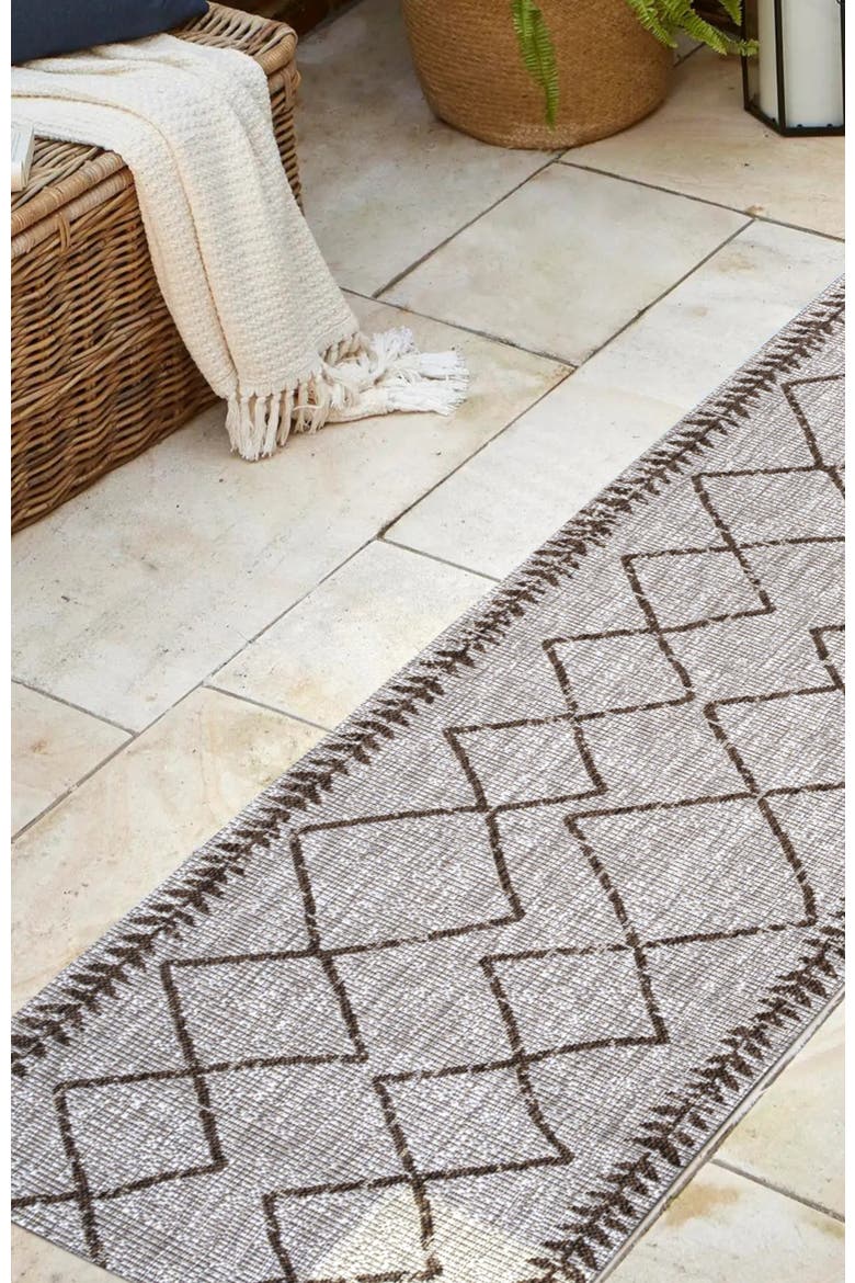 Derya  Diamond Trellis Indoor/Outdoor Area Rug, Alternate, color, Beige/Brown