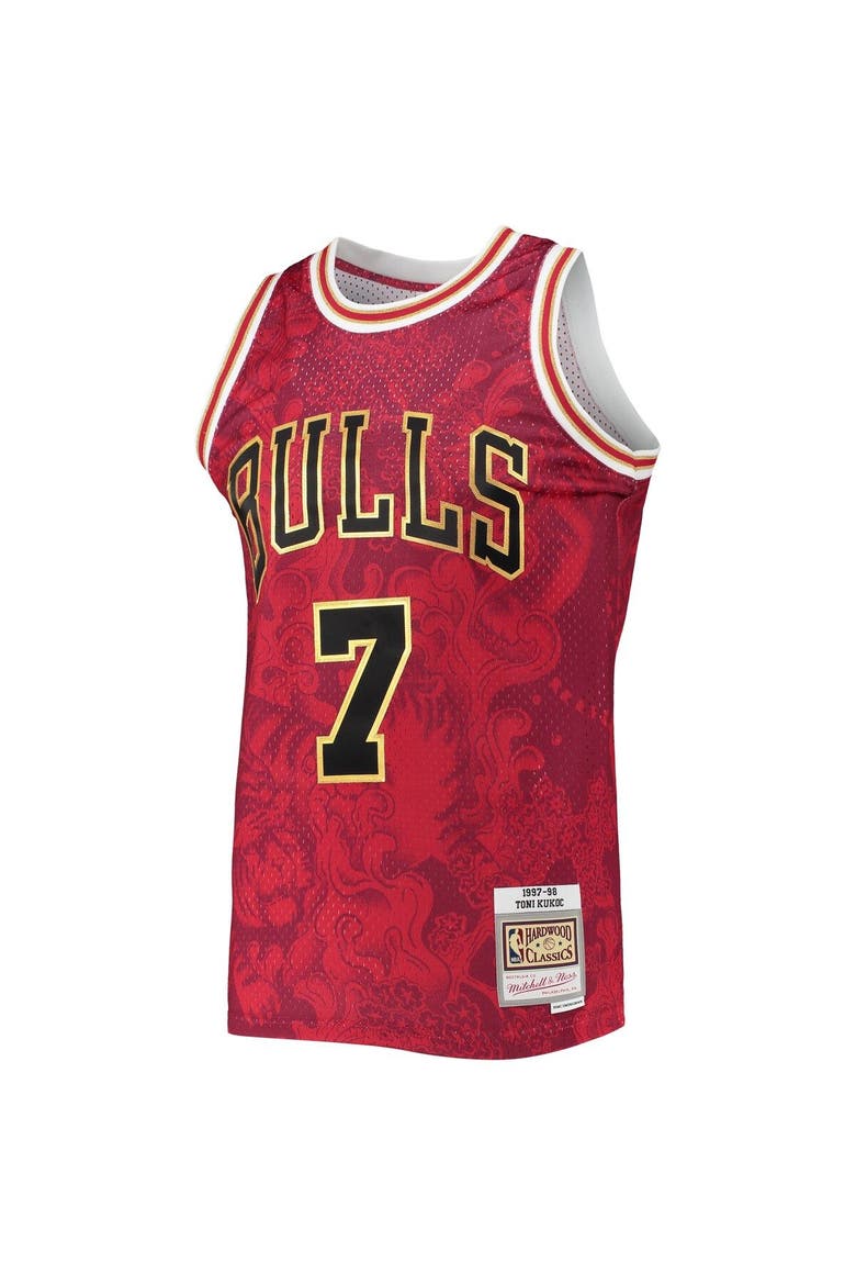 Men's Mitchell & Ness Toni Kukoc Red Chicago Bulls Hardwood Classics 1997-98 Lunar New Year Swingman Jersey, Alternate, color, Red