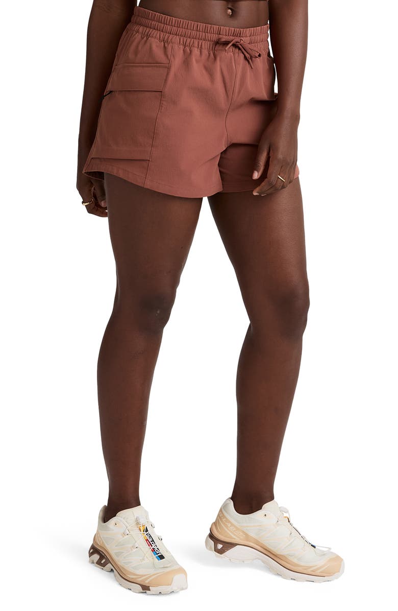 Beyond Yoga Peak 3-Inch Cargo Shorts, Alternate, color, Opulent Auburn