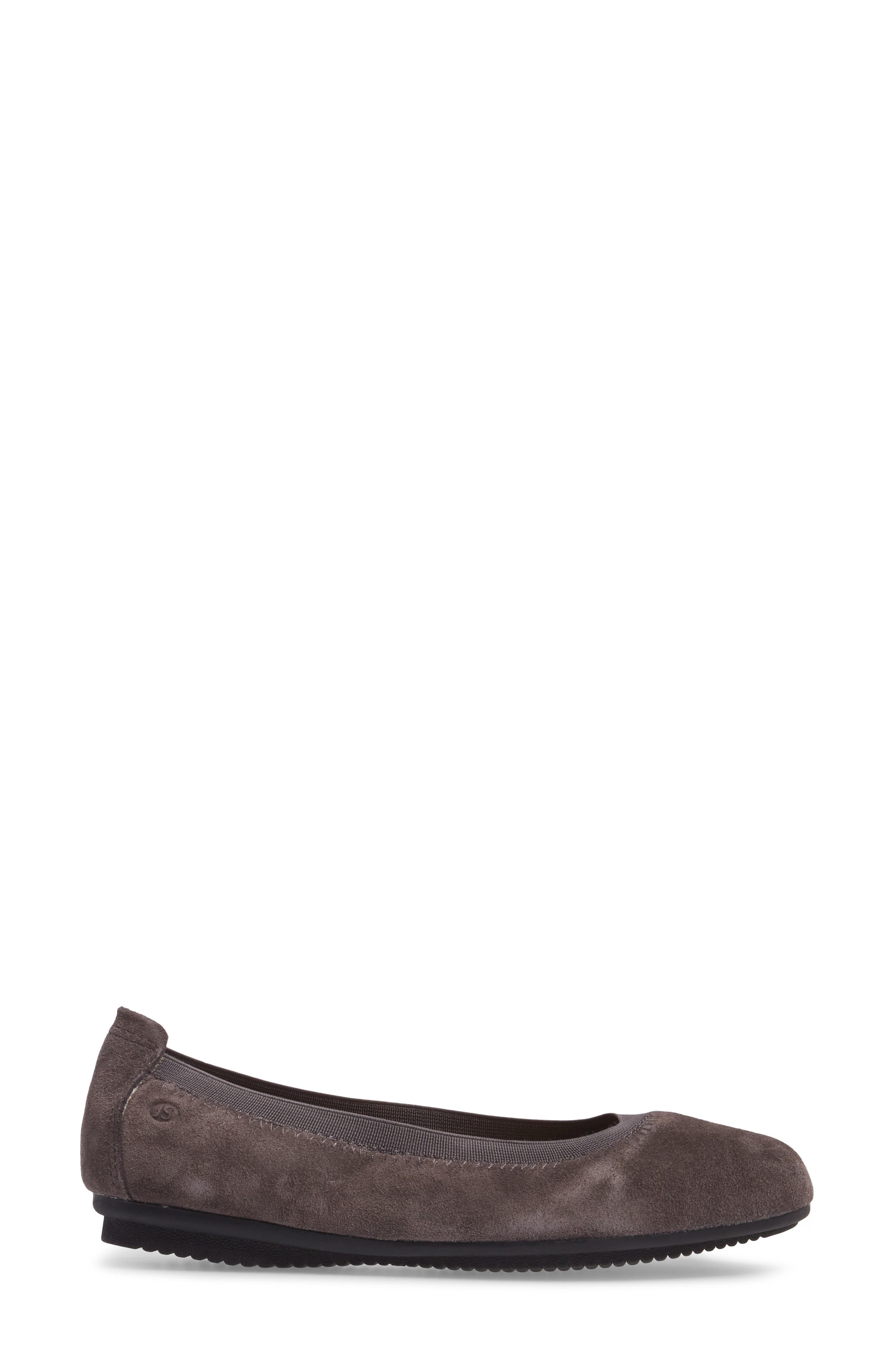Pippa 33 Flat, Alternate, color, ASPHALT SUEDE