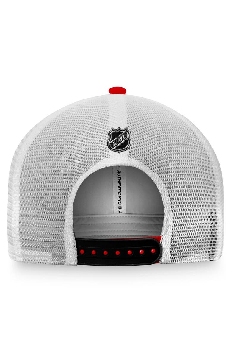 FANATICS Men's Fanatics Branded Red Calgary Flames Authentic Pro Rink Trucker Snapback Hat, Alternate, color, 