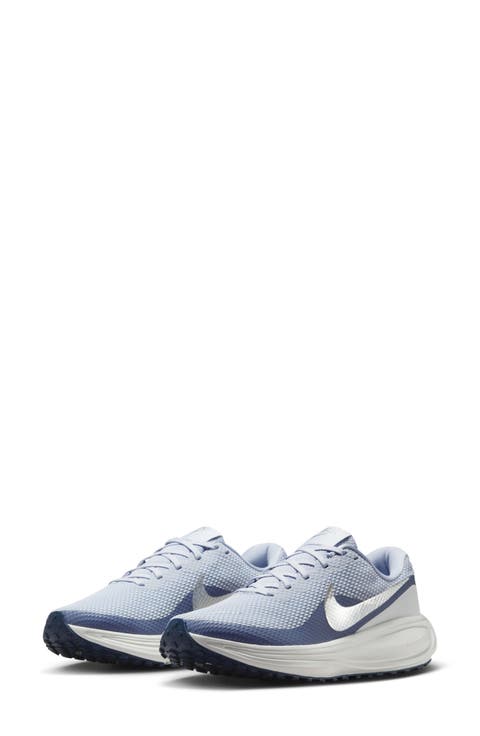 Revolution 8 Running Shoe (Women)