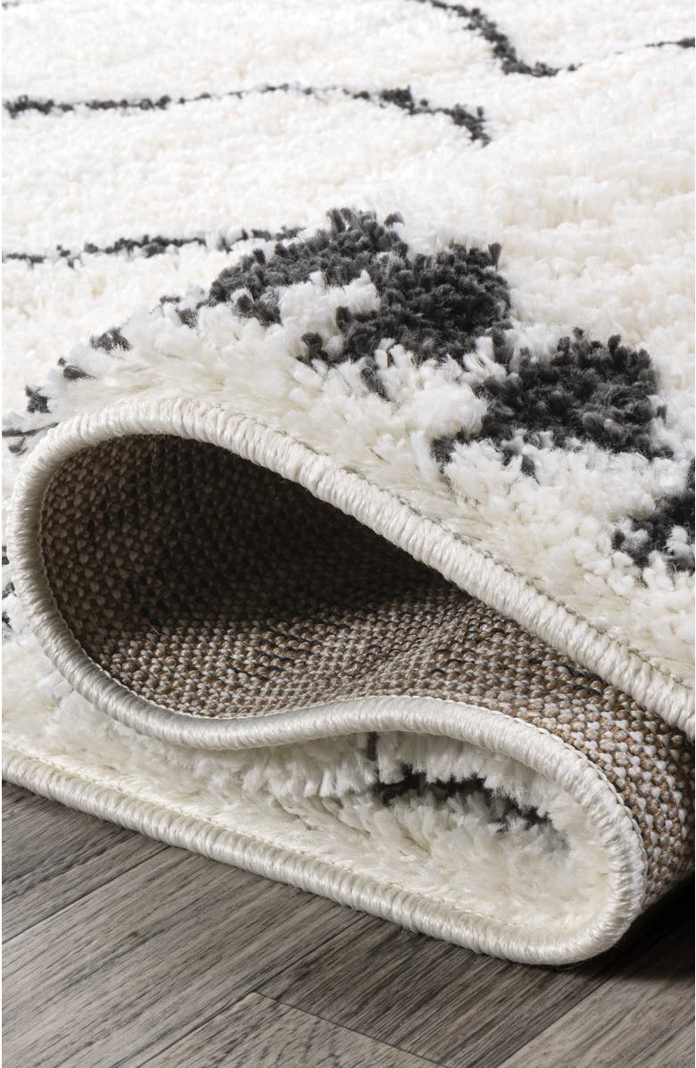 JONATHAN Y Calvia Moroccan Diamond Shag Area Rug, Alternate, color, White/Gray