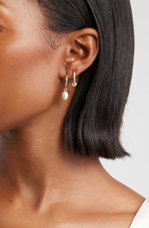 Nordstrom Set Of 3 Assorted Freshwater Pearl Huggie Hoop Earrings In Gold