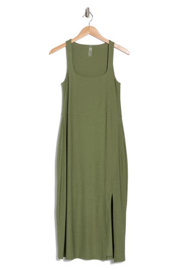 BEYOND YOGA BEYOND YOGA FEATHERWEIGHT GETAWAY SPLIT HEM MIDI DRESS 