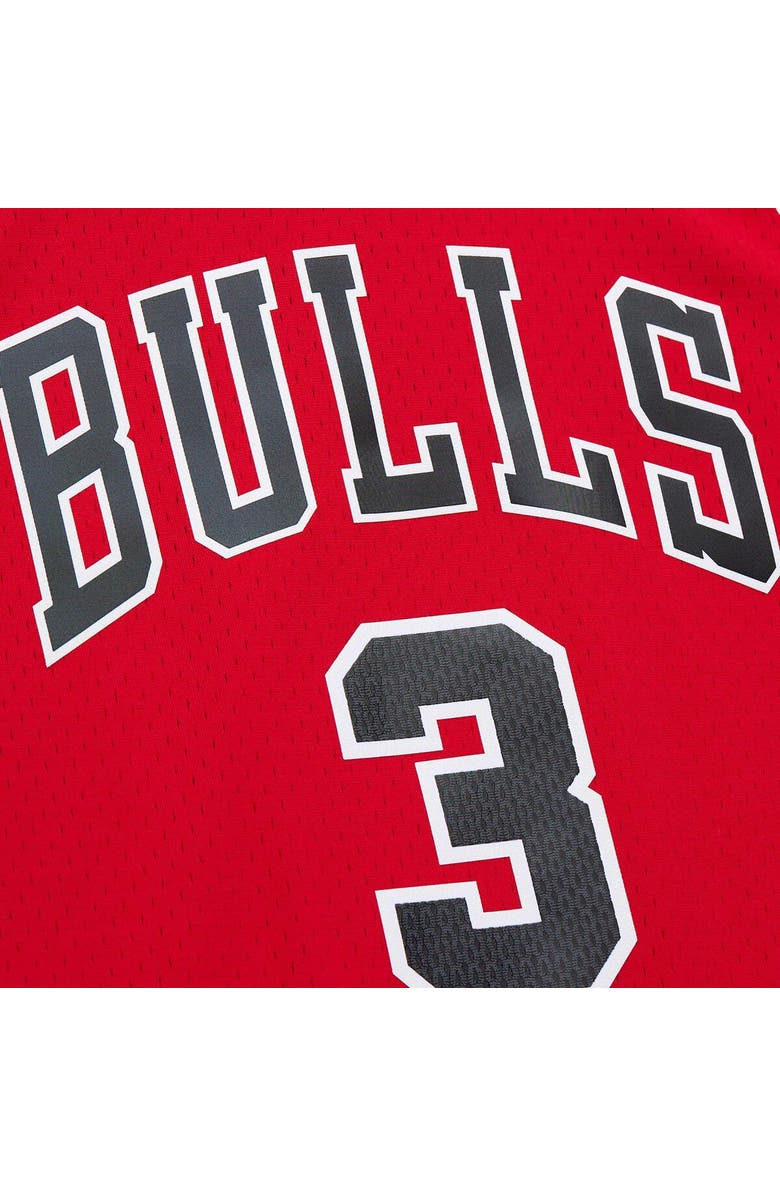 Mitchell & Ness Men's Mitchell & Ness Dwyane Wade Red Chicago Bulls 2016/17 Hardwood Classics Swingman Jersey, Alternate, color, Red