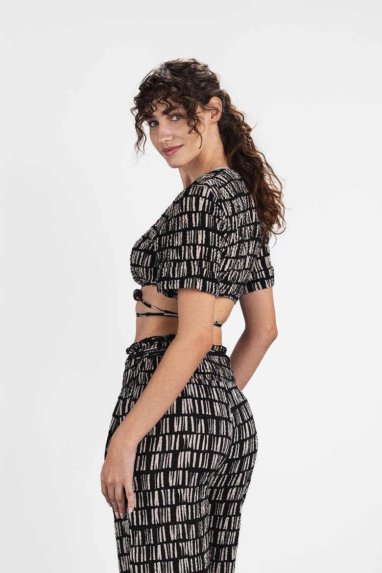 Cappadocia Comino Top, Alternate, color, Black