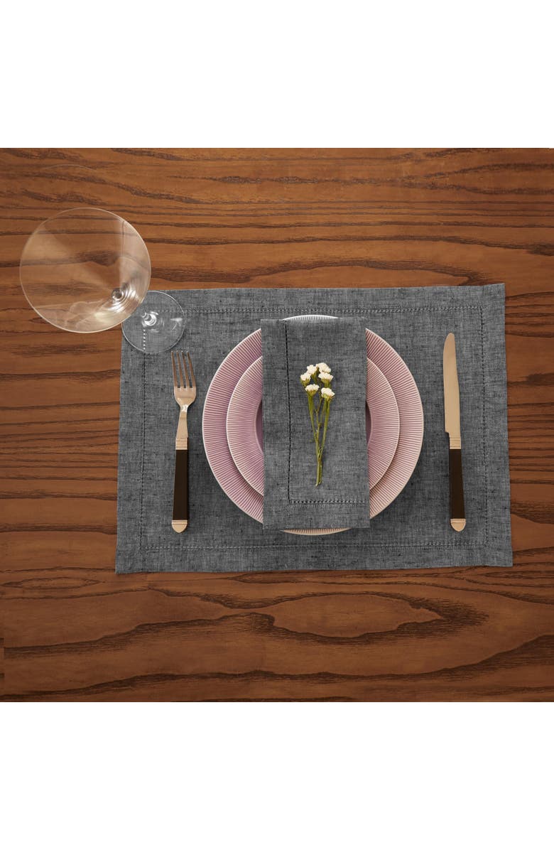 Solino Home Linen Dinner Napkins - Milan, 20" x 20" Inch, Alternate, color, Charcoal Grey