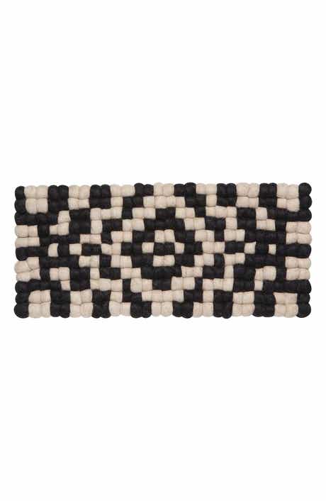 Dot Ember Runner Centerpiece