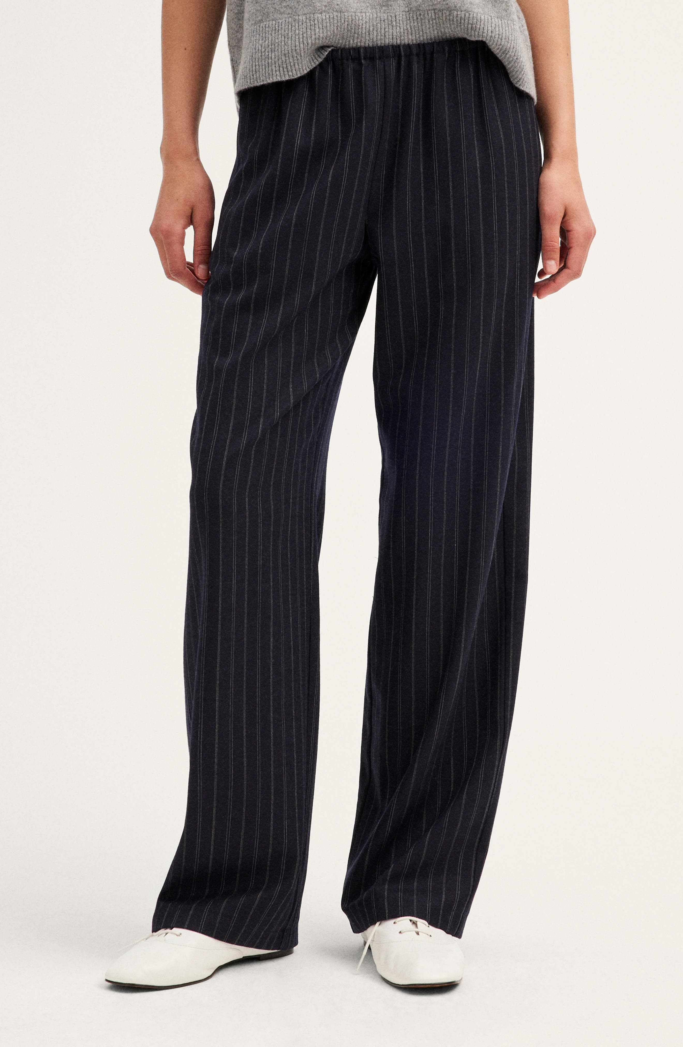 selected NAVY CREAM STRIPE