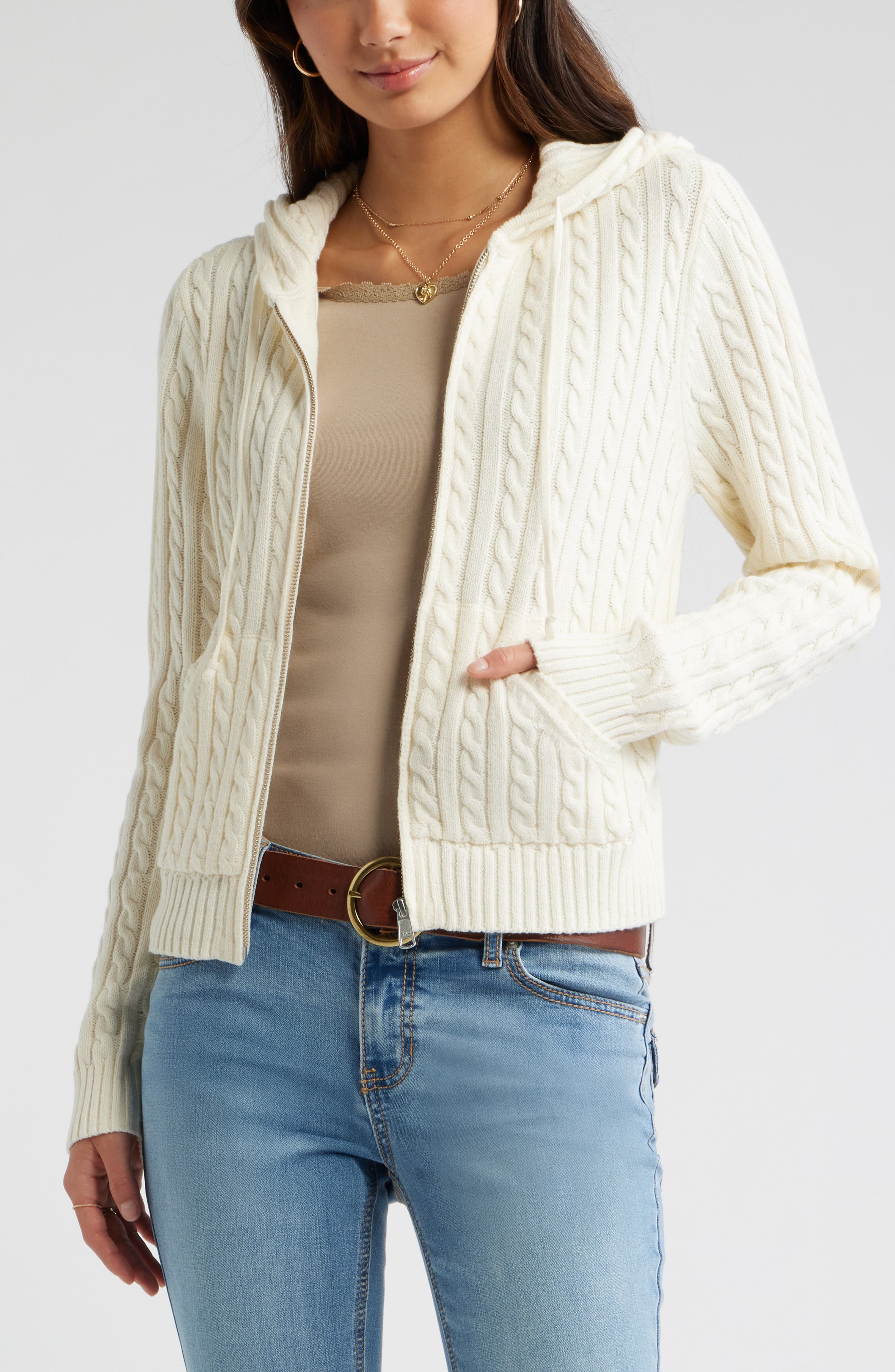 IVORY ANTIQUE