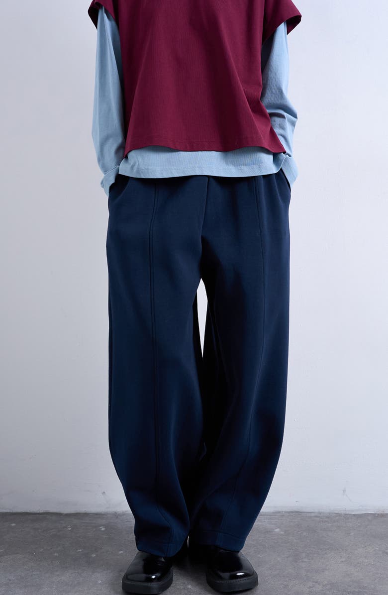 Topshop Pintuck Barrel Leg Joggers, Main, color, Navy