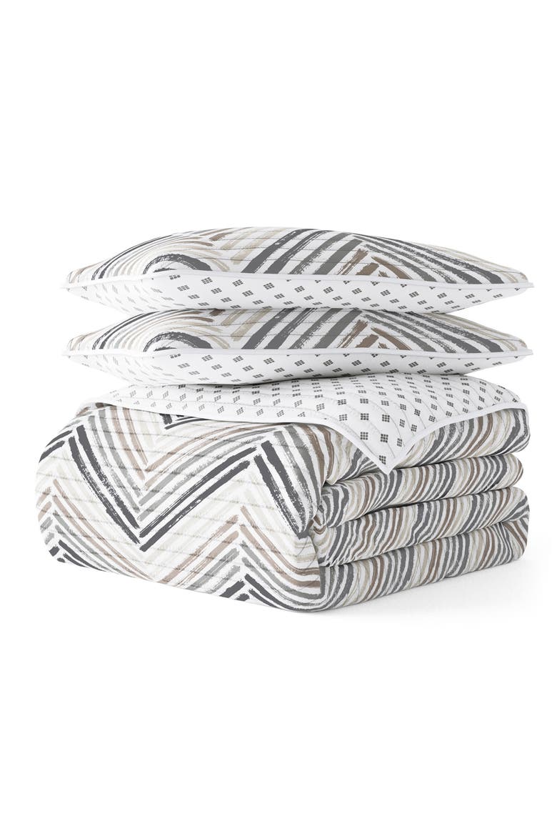 All Season Diamond Chevron Reversible Down Alternative Quilt & Sham Set, Main, color, LIGHT GRAY