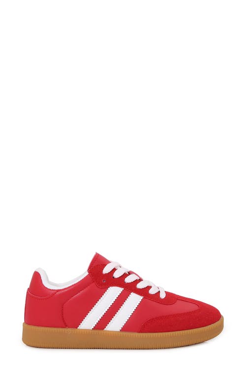 Berness Double Stripe Sneaker In Red