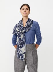Masai Copenhagen Luxurious wool scarf