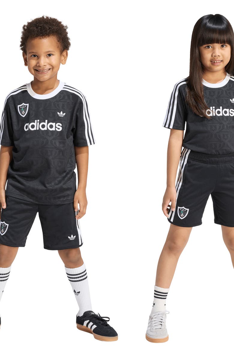 adidas Originals x Disney Kids' Goofy Jersey & Shorts Set, Alternate, color, Black/ White