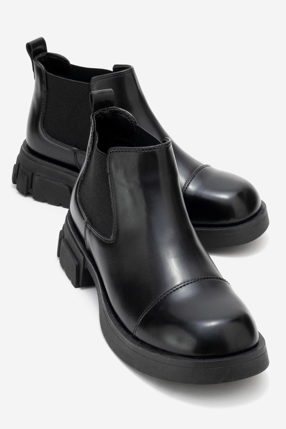 Prologue Shoes Cafune Patent Platform Boot, Alternate, color, Black Patent Faux Leather