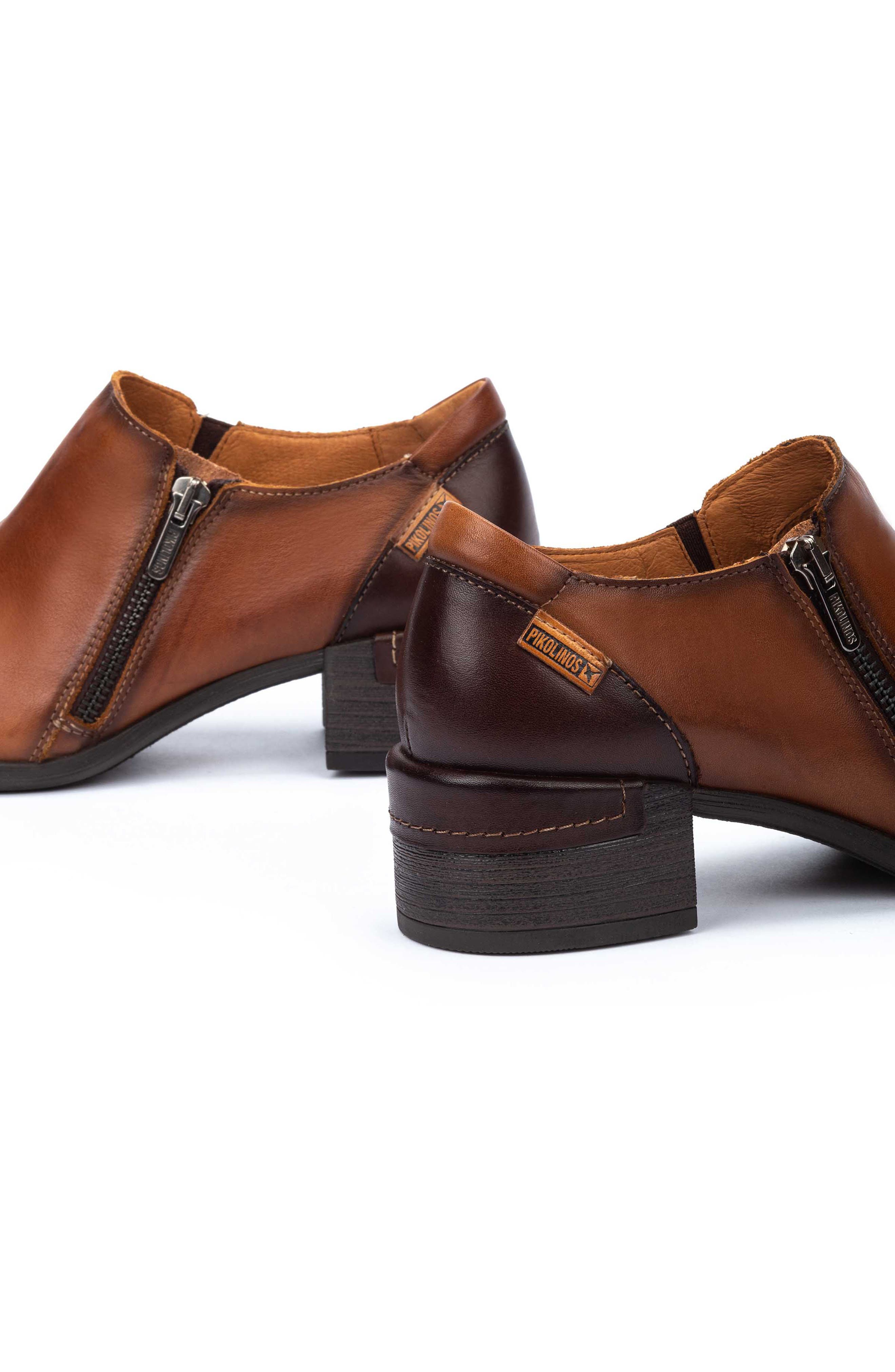 PIKOLINOS Malaga Bootie, Alternate, color, Cuero