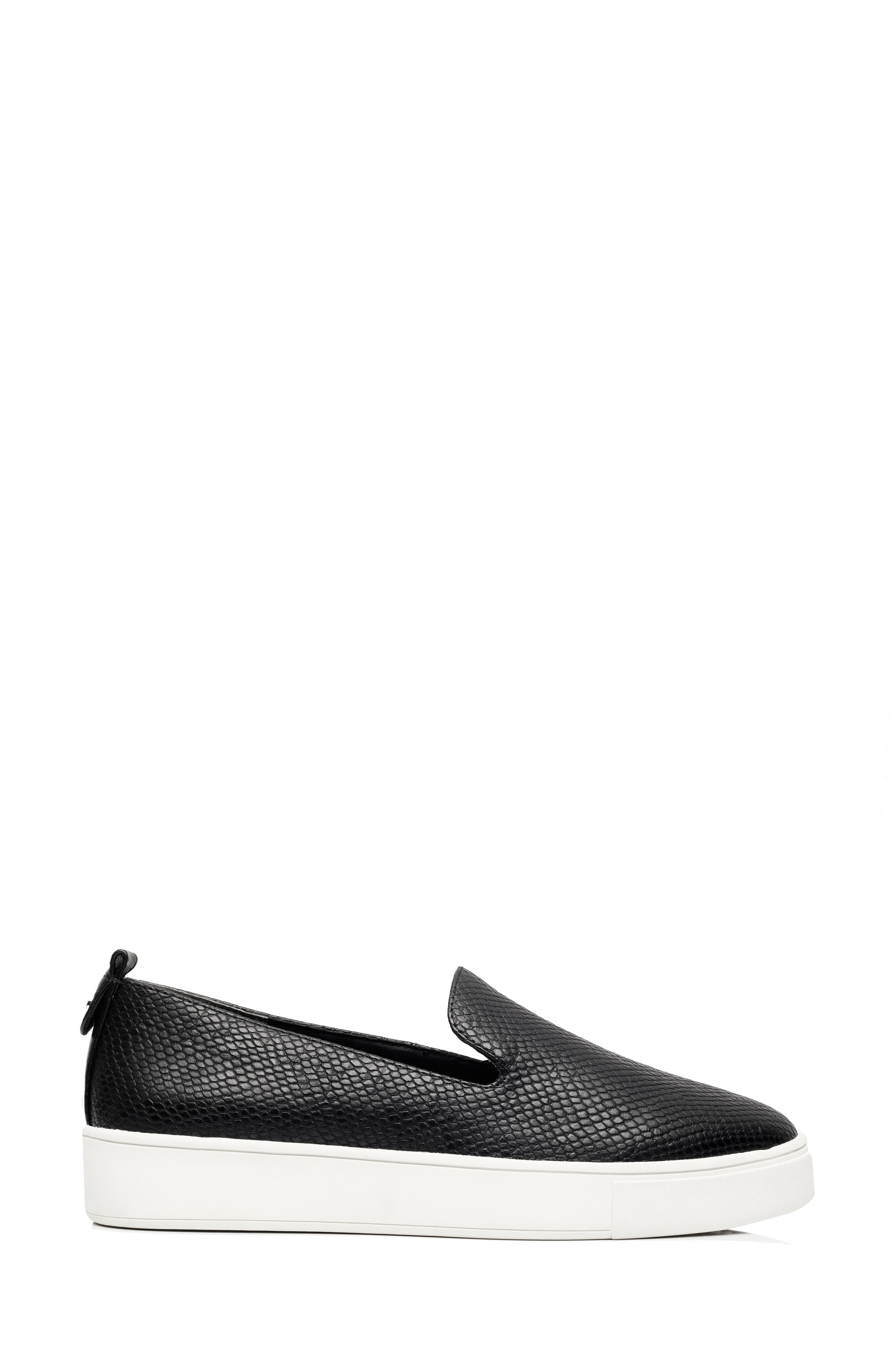 Me Too Fay Slip-On Sneaker, Alternate, color, Black