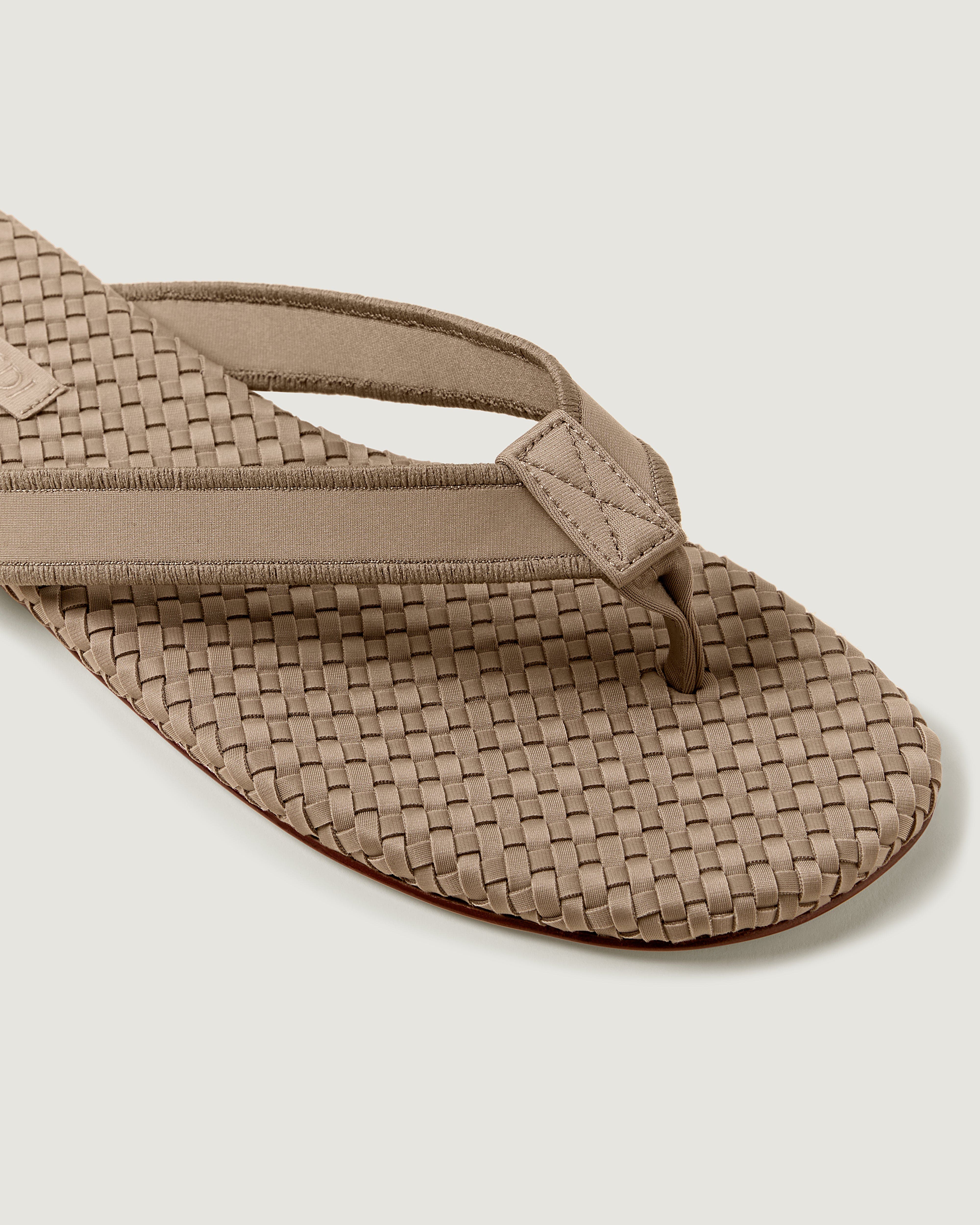 Hydra Flip Flop, Alternate, color, Cashmere