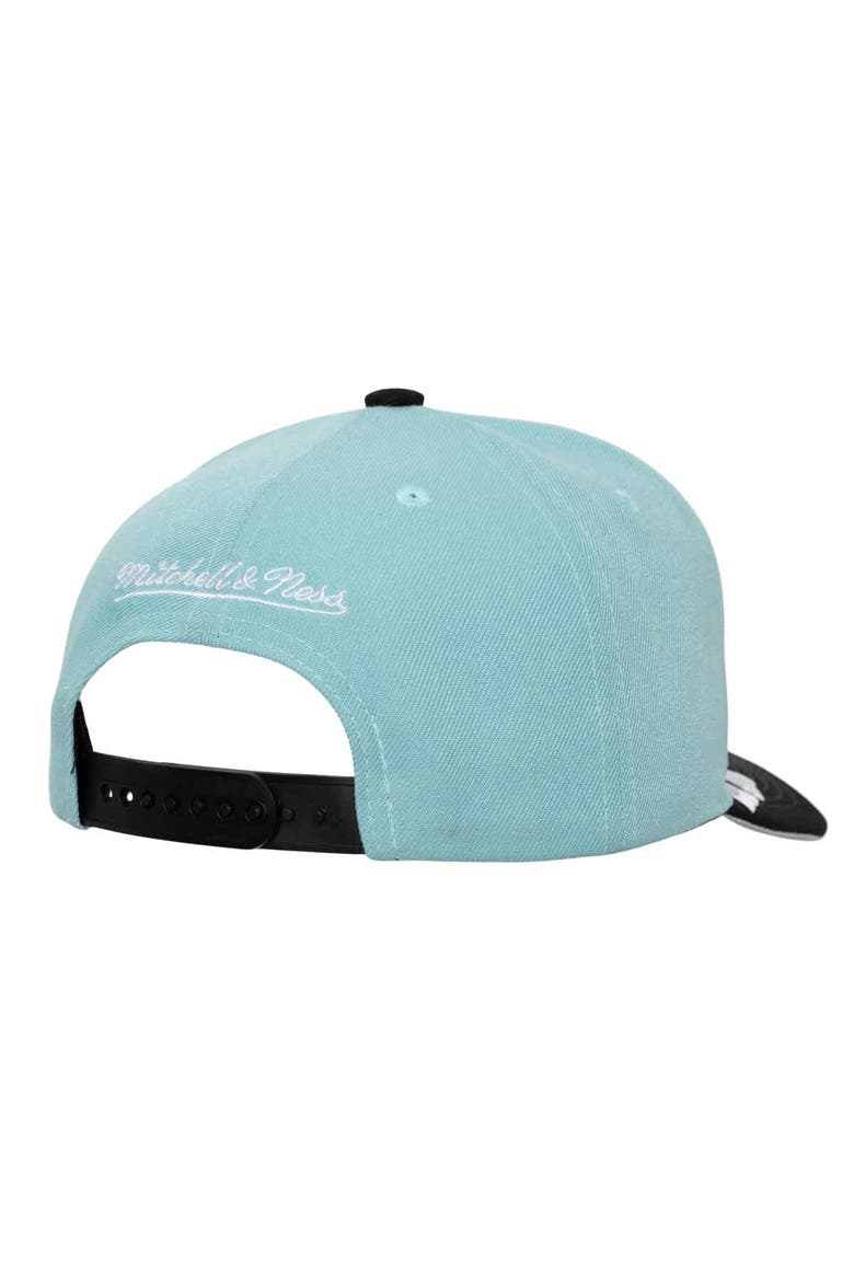 Men's Mitchell & Ness Light Blue/Black Seattle Kraken Underarch Two-Tone Pro Crown Snapback Hat, Alternate, color, Light Blue