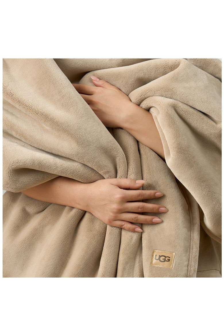 Coco Throw Blanket, Alternate, color, MUSTARD SEED