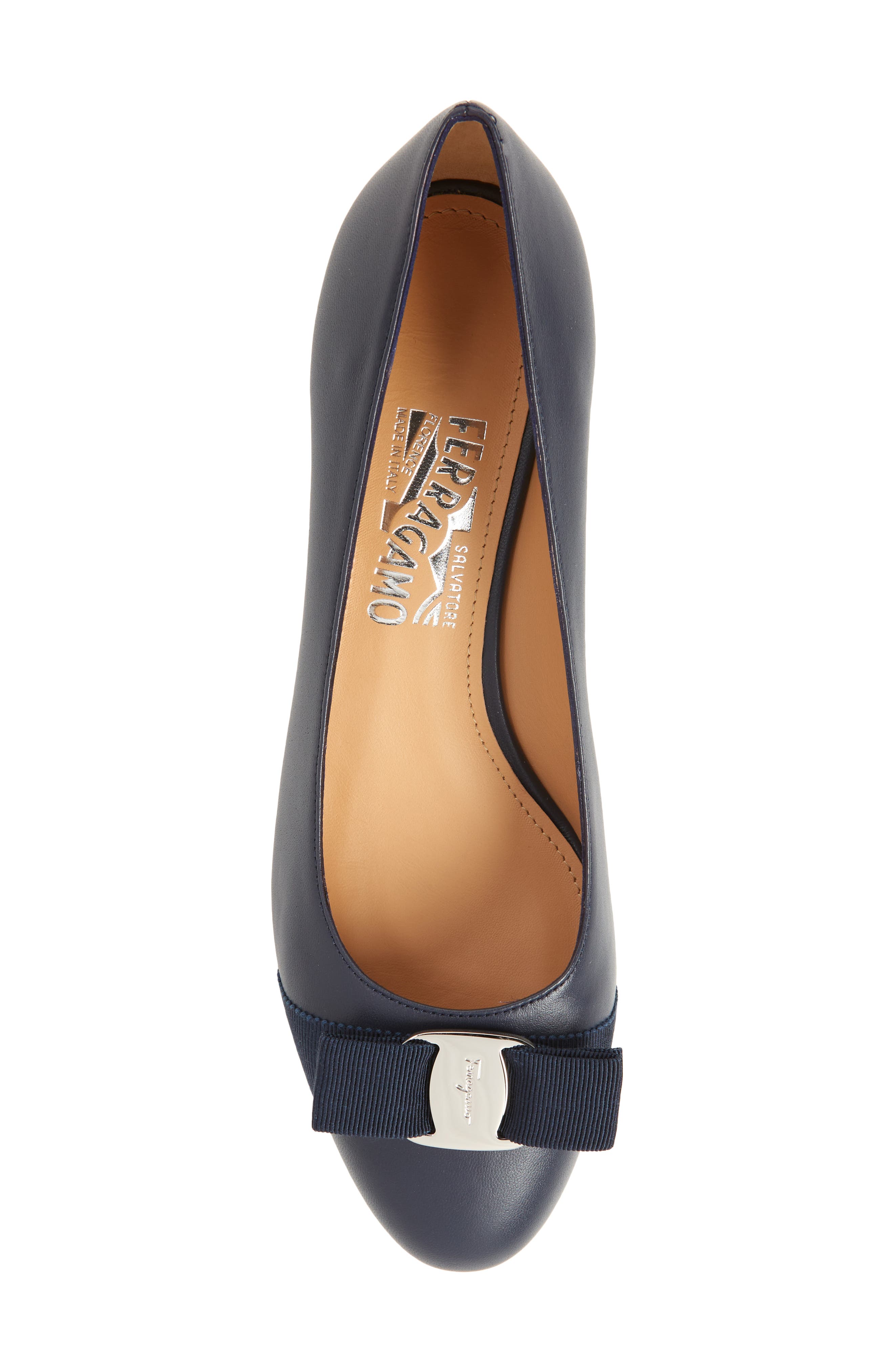 FERRAGAMO Vara Soft Pump, Alternate, color, Midnight