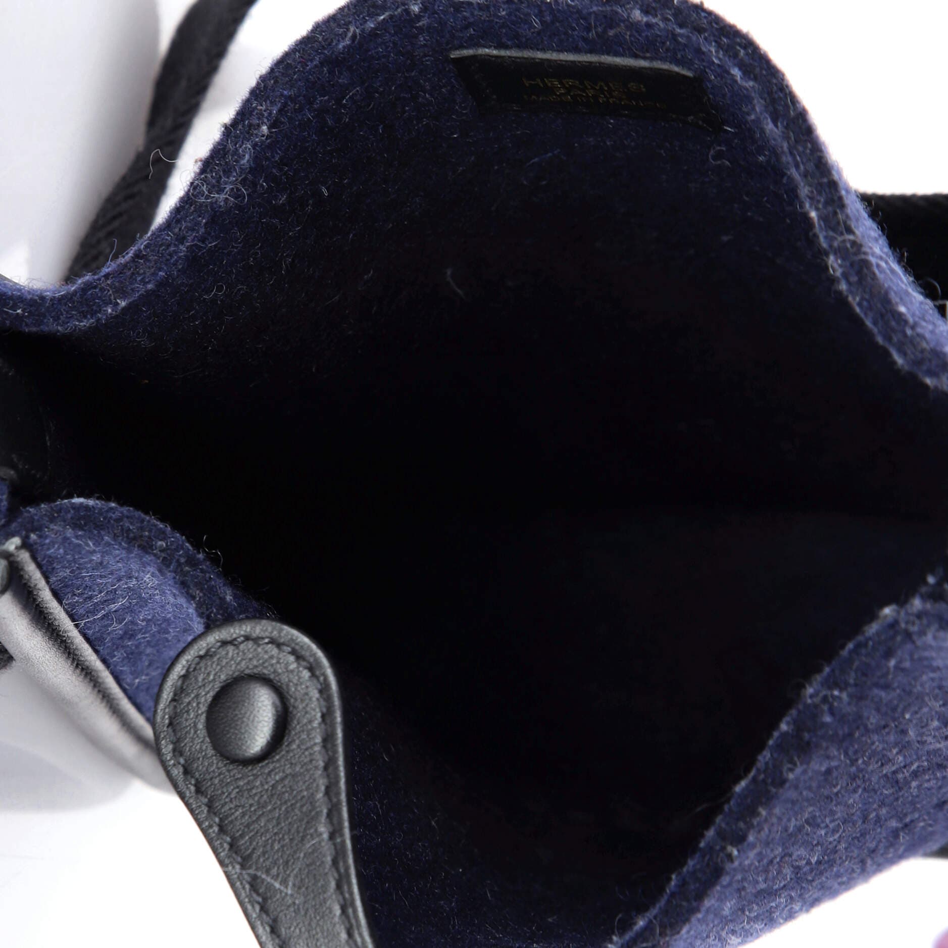 Pre-Owned Hermes Evelyne Bag Gen III Felt TPM, Alternate, color, Bleu Nuit