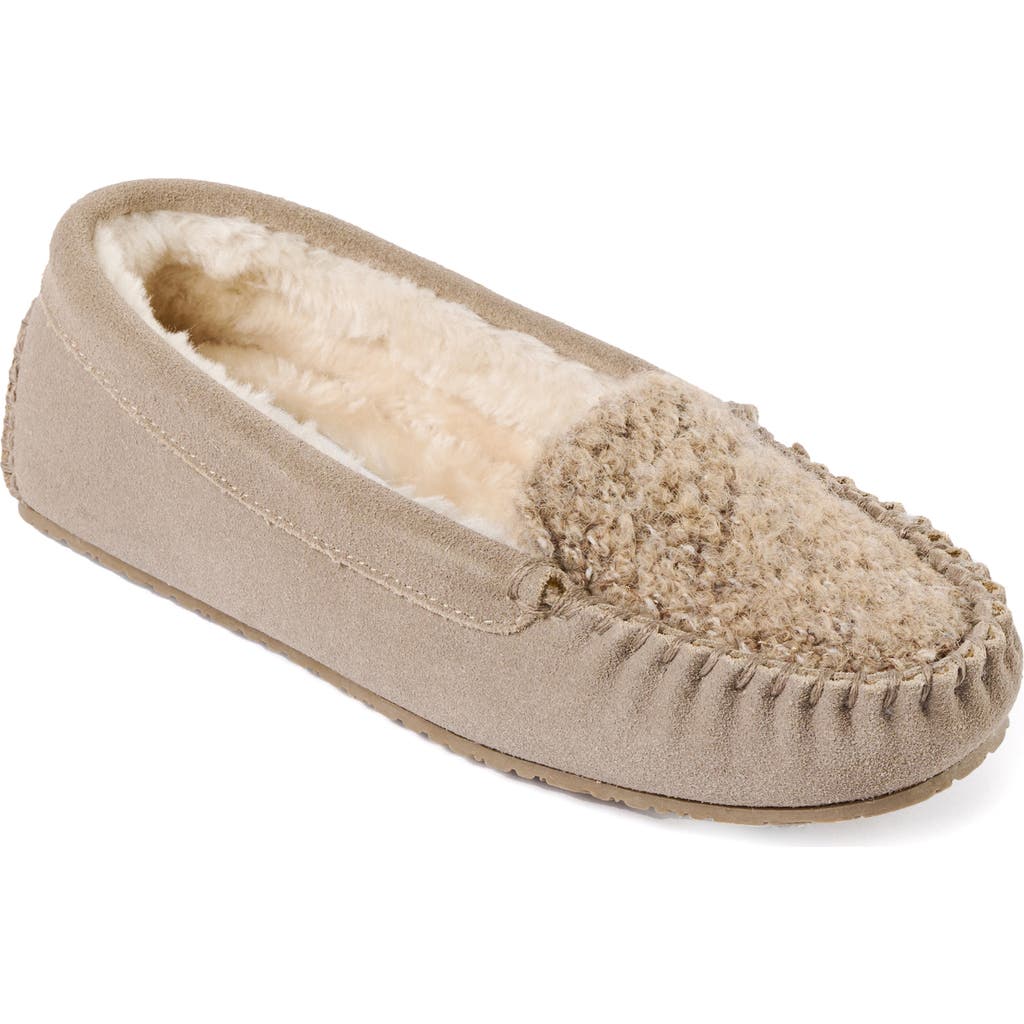 Minnetonka Cosi Faux Shearling Slipper In Brown
