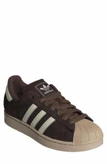 Gender Inclusive Superstar II Sneaker