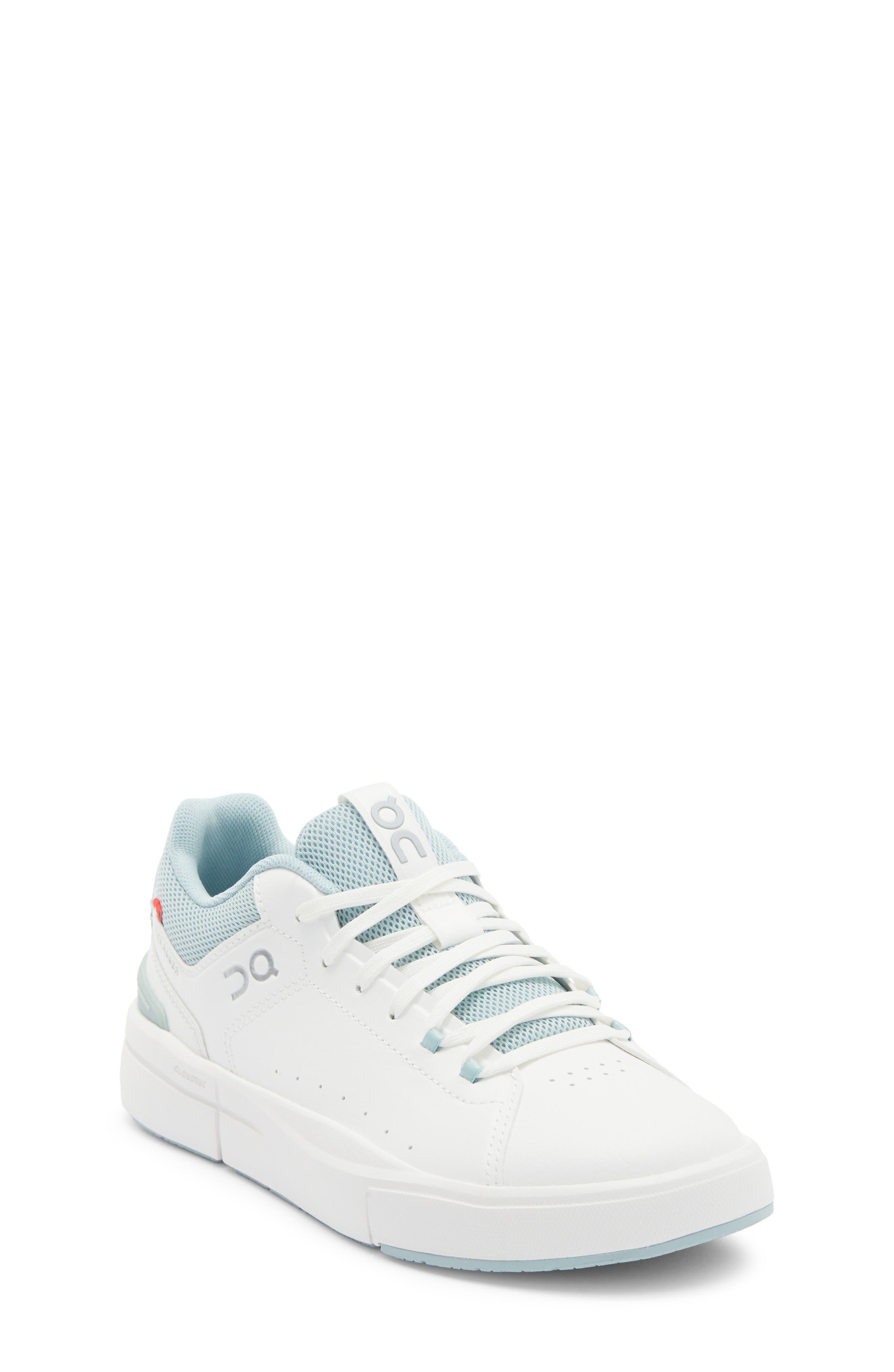 WHITE/ BROOK
