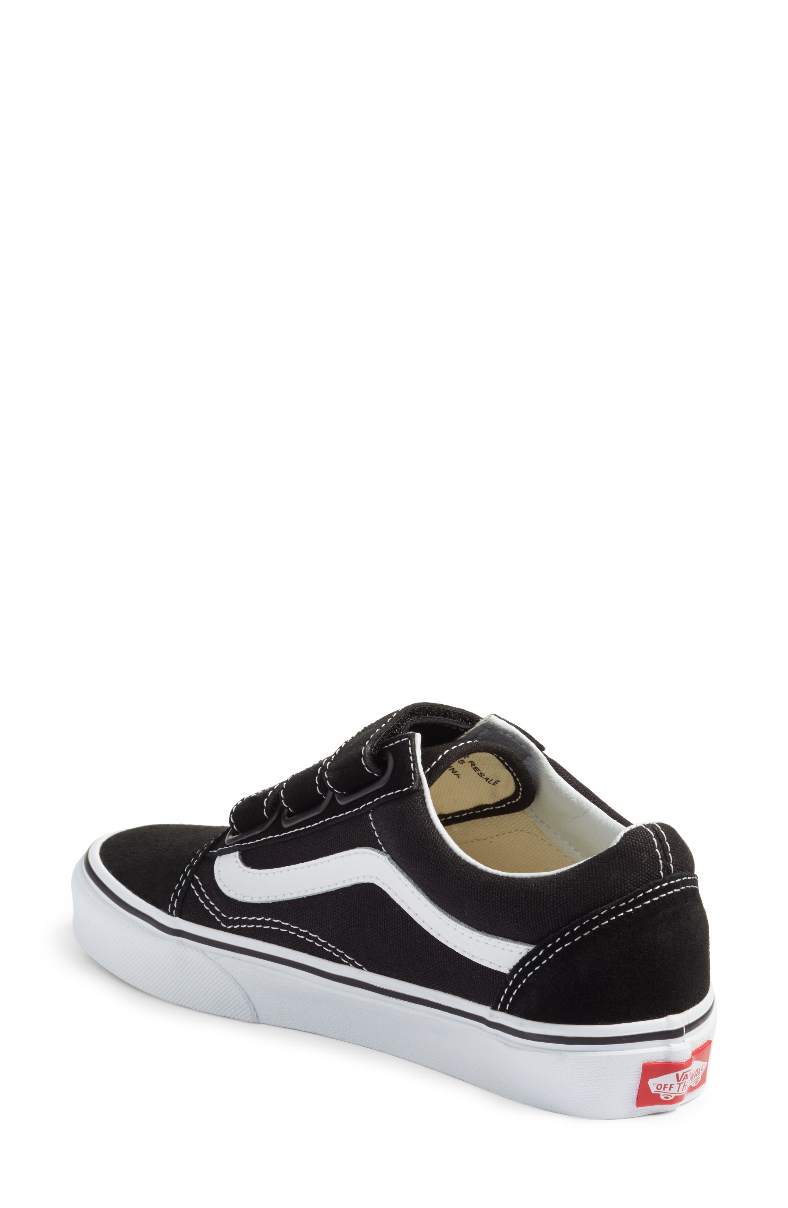 Old Skool V Pro Sneaker, Alternate, color, BLACK/ TRUE WHITE