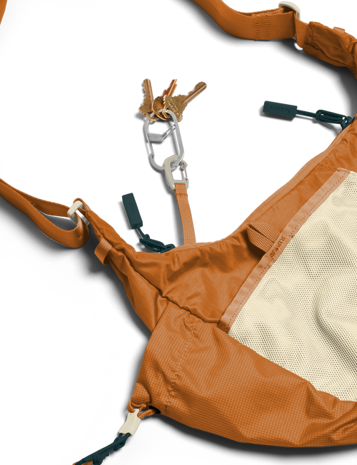 Baboon To The Moon Crescent Crossbody Big 8l In Brown