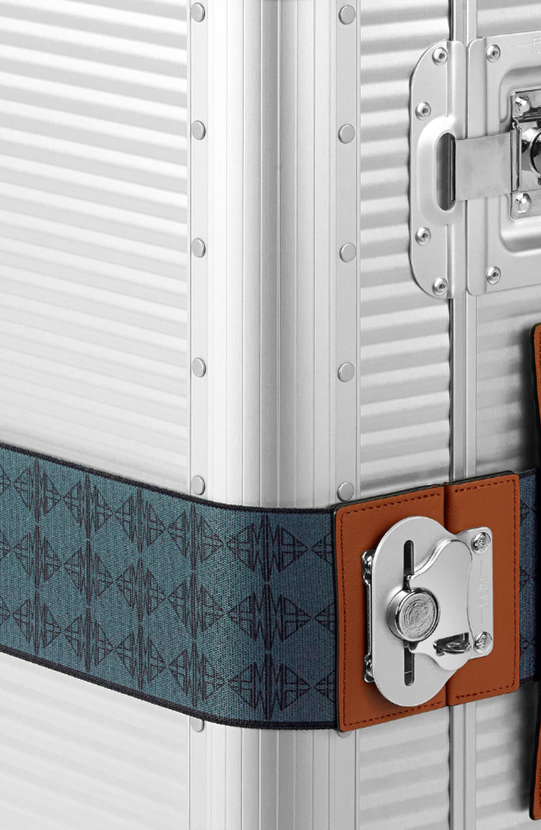 FPM - Fabbrica Pelletterie Milano - US Butterfly Elastic Belt, Alternate, color, Cool Grey