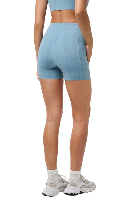 Travismathew Moveknit Bike Shorts In Smoke Blue Multi
