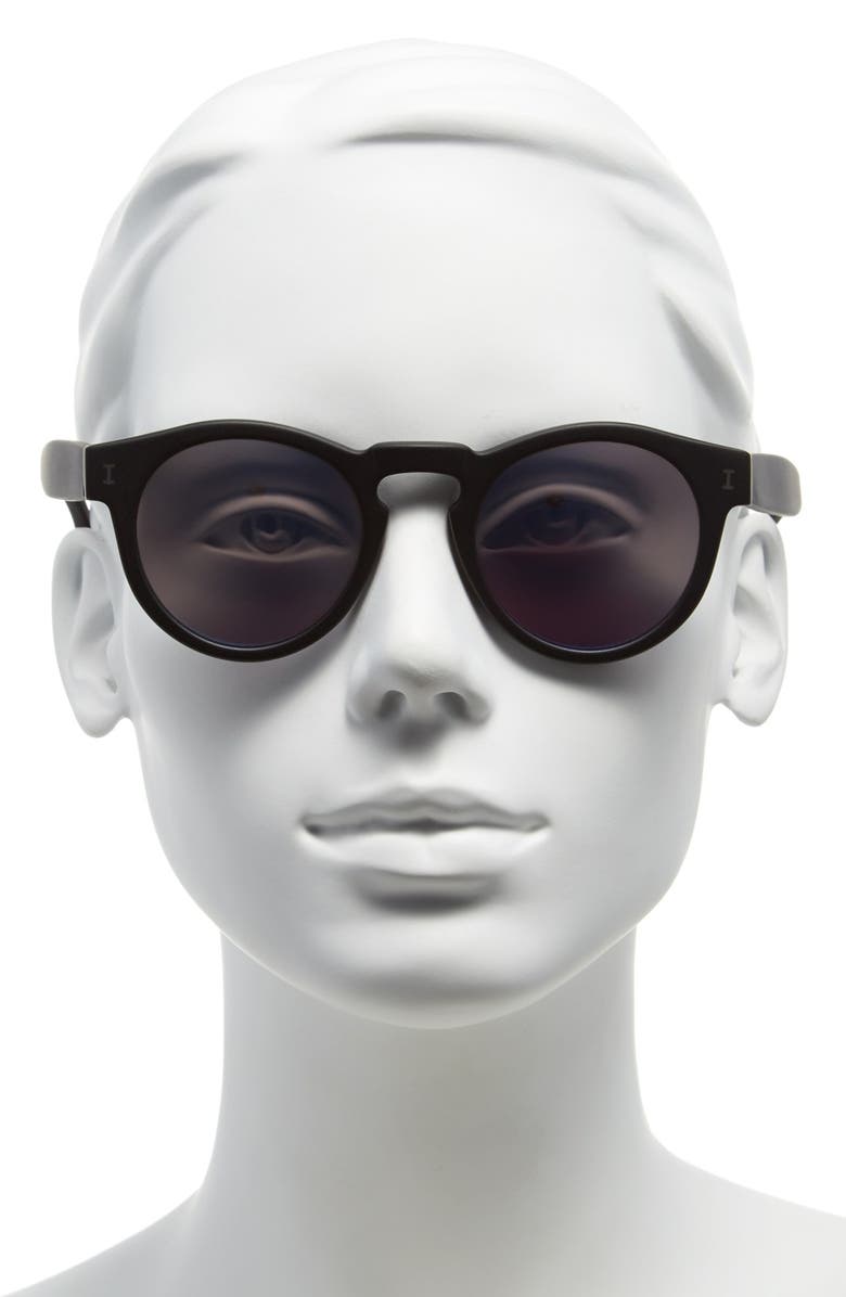 Illesteva , Alternate, color, 