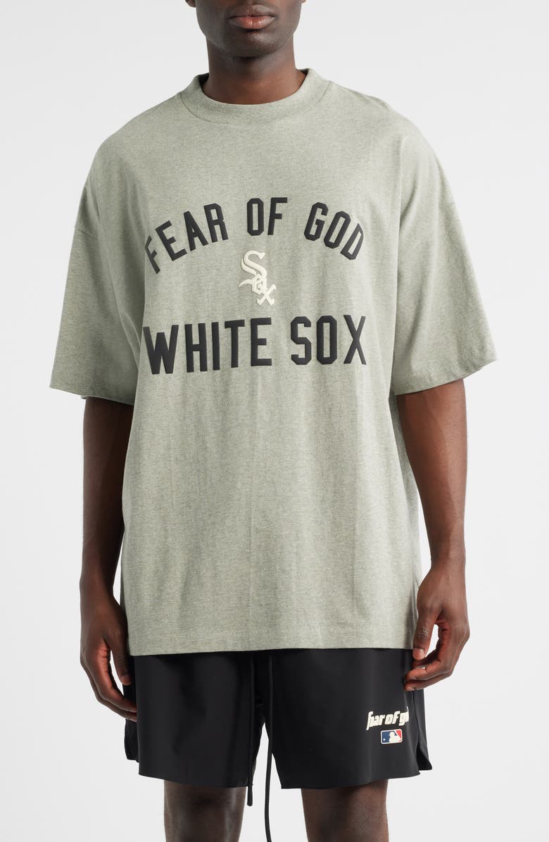 Fear of God Essentials MLB Chicago White Sox '90s Fit Cotton Graphic T-Shirt, Main, color, Warm Heather